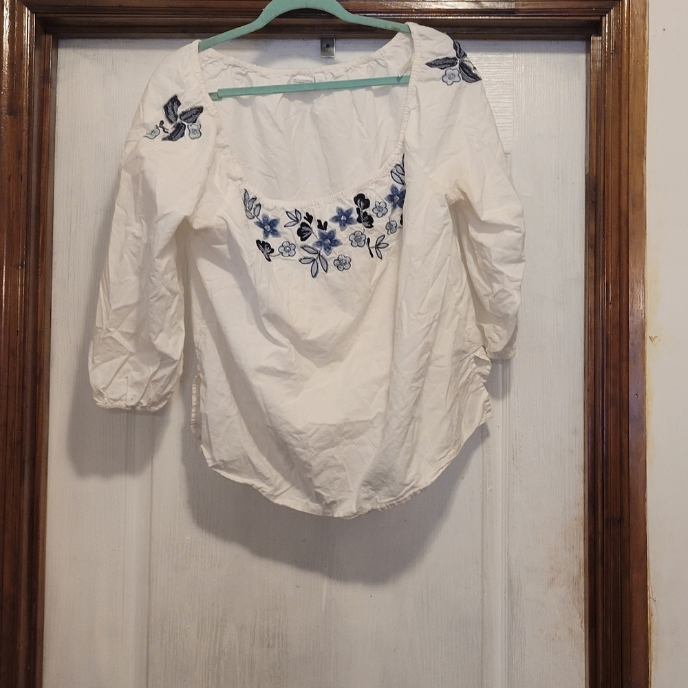 Embroidered blouse